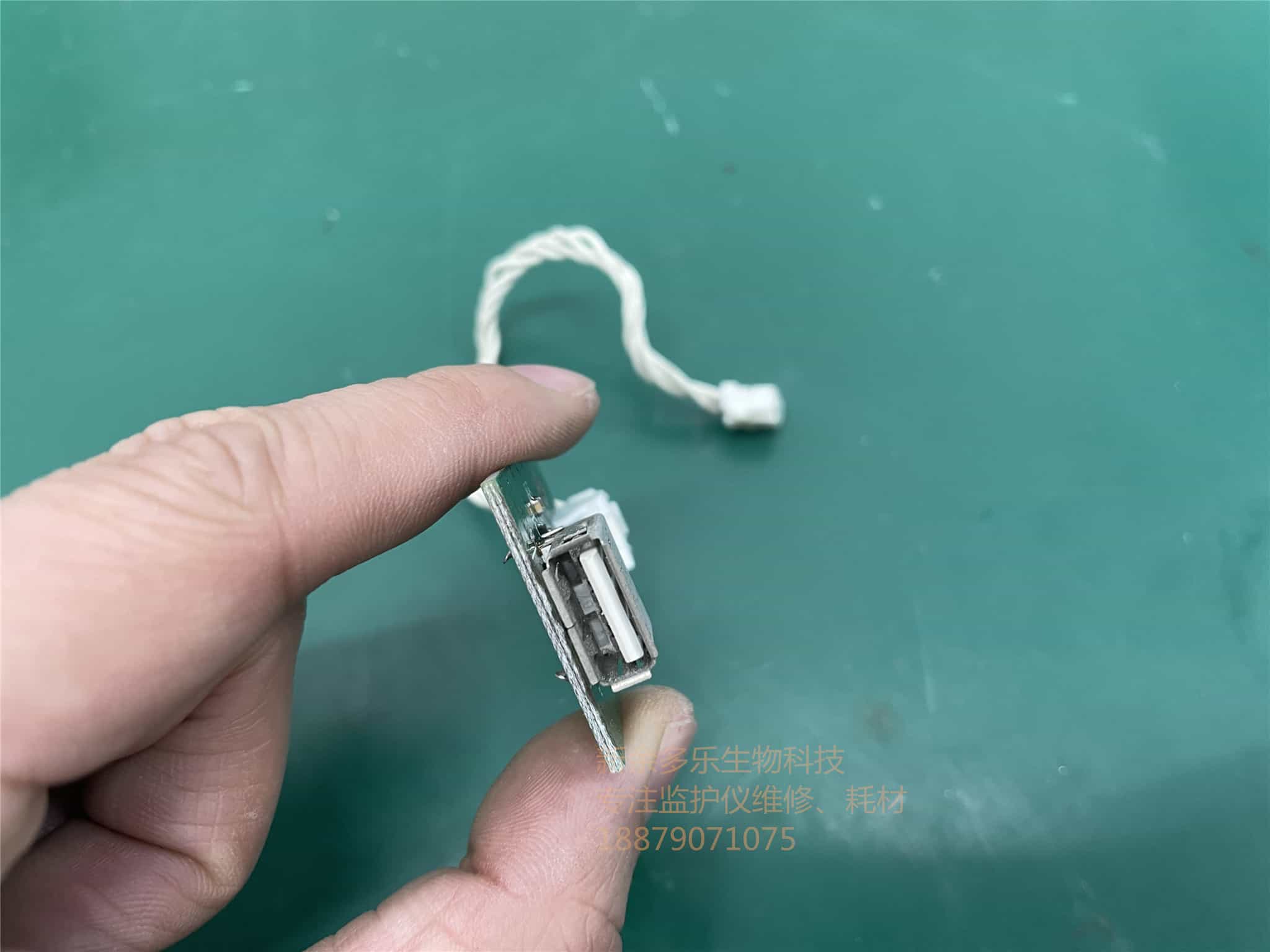 科曼C60監護儀USB接口板050-000013-00 jpg